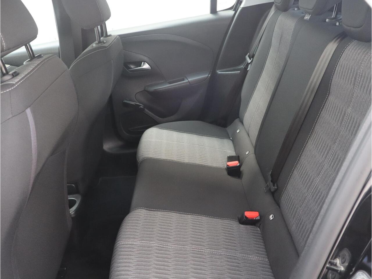 Opel e-Corsa Level 2 EV 3-fase 50kWh 136pk AUTOMAAT | NAVI | CLIMA | AIRCO | KEYLESS START |