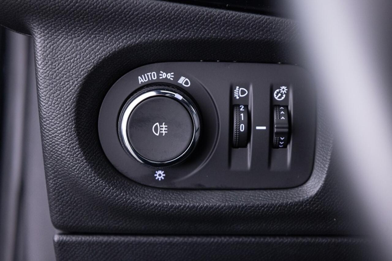 Opel e-Corsa GS Line 50-kWh | SOH 100% | Half LEDER | ECC | Full LED | NAVI