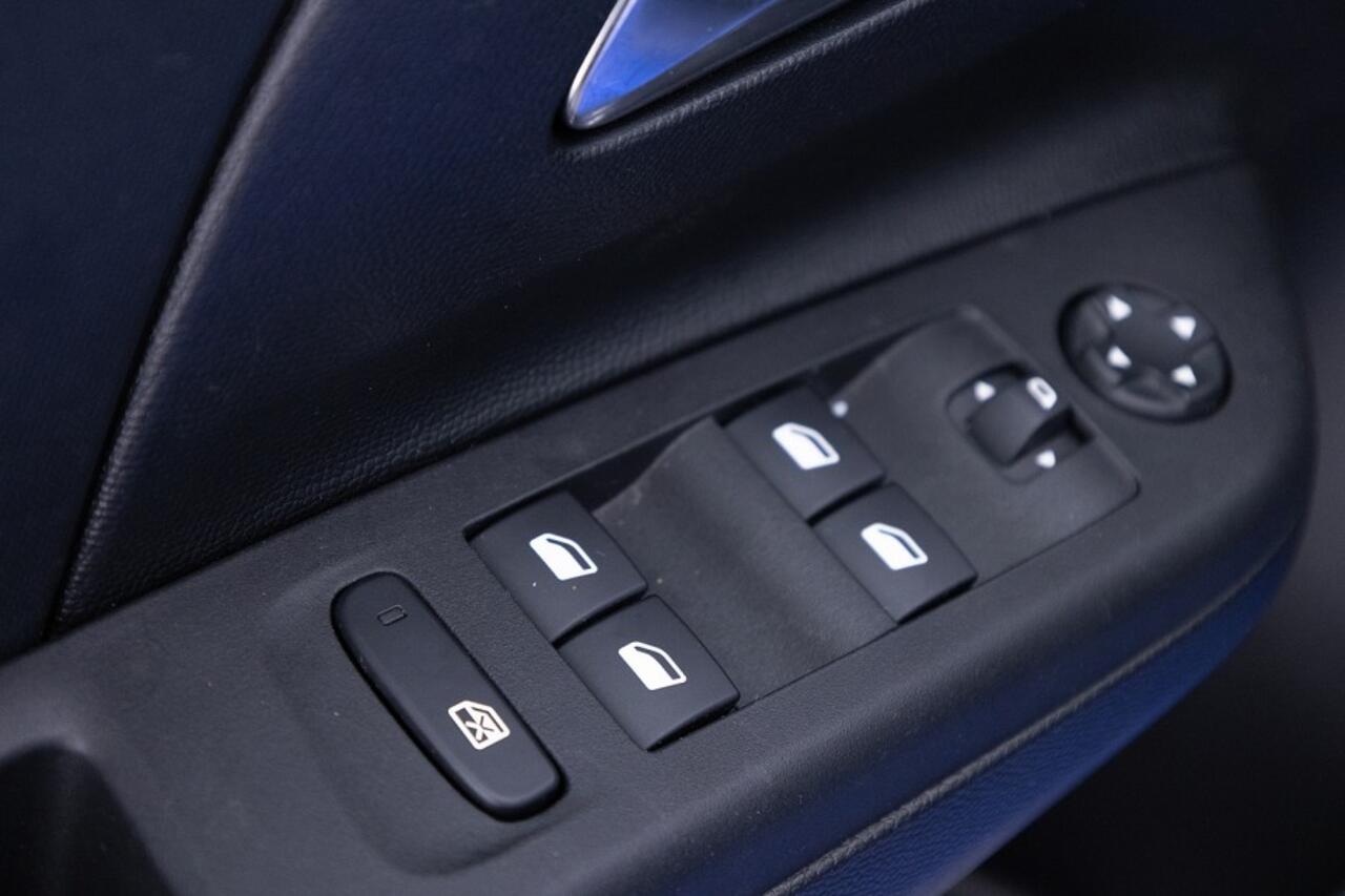 Opel e-Corsa Electric 50 kWh Edition | SOH 100% | Full LED | VELGEN | NWE MODEL