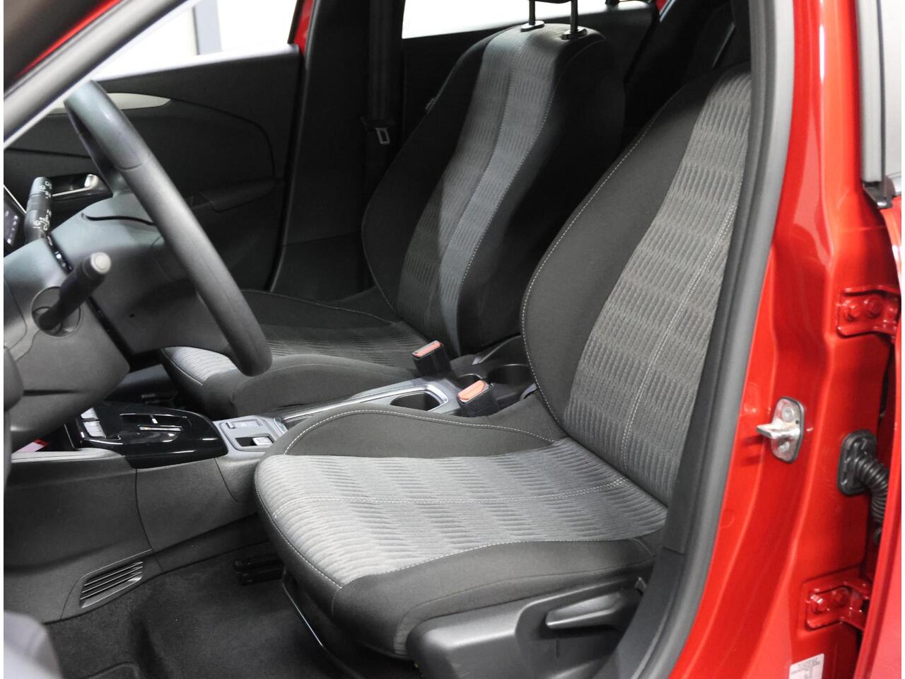 Opel e-Corsa Level 2 50 kWh 136PK | 1ste eigenaar | 3 FASE | AppleCarPlay/Android | Climate Control | Cruise Control | Keyless Start | AUTOMAAT | Isofix | Warmtepomp |