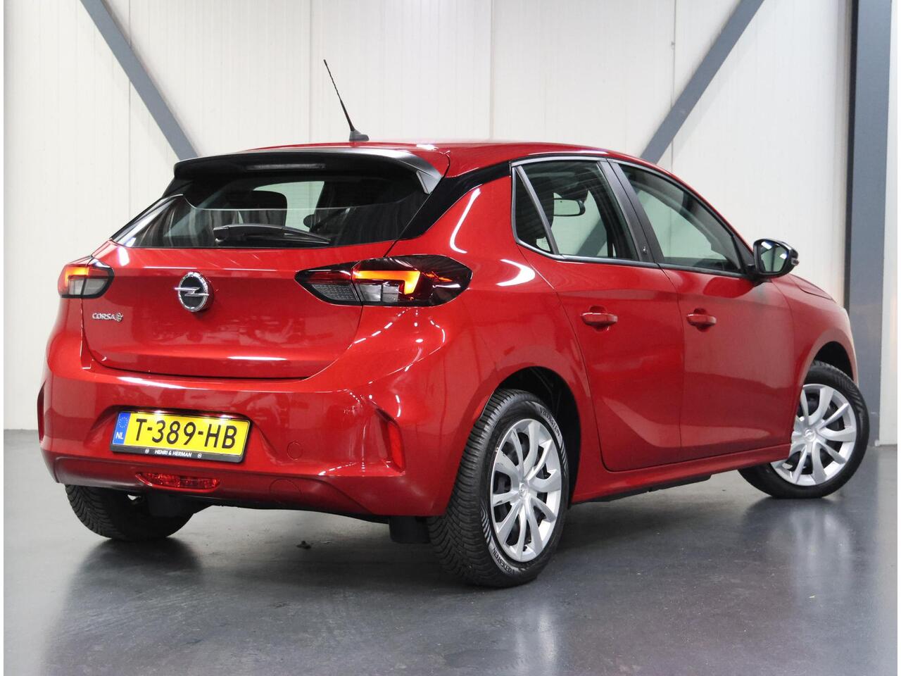 Opel e-Corsa Level 2 50 kWh 136PK | 1ste eigenaar | 3 FASE | AppleCarPlay/Android | Climate Control | Cruise Control | Keyless Start | AUTOMAAT | Isofix | Warmtepomp |