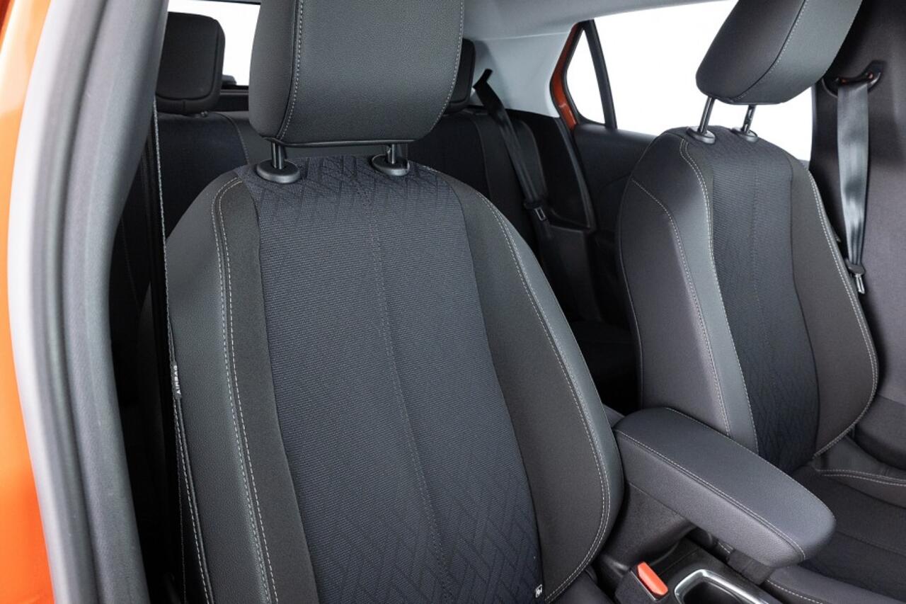 Opel e-Corsa Elegance 50 kWh | Full LED | Half LEDER | KEYLESS | PDC