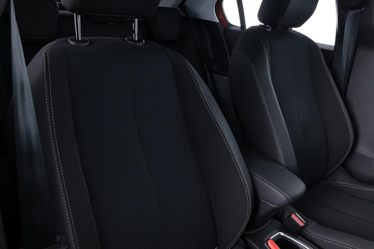 Opel e-Corsa Elegance 50 kWh | Full LED | Half LEDER | KEYLESS | PDC