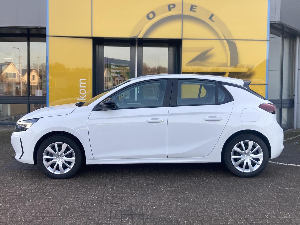 Opel e-Corsa Electric Long Range Business Edition 51 kWh | DEMO | Apple Carplay/ Android Auto | Climate control | Camera | Parkeersensoren | Dodehoek detectie | Cruise Control | Warmtepomp |