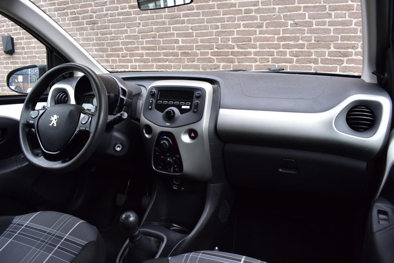 Peugeot 108 1.0 e-VTi Active NL auto, Airco, Bluetooth