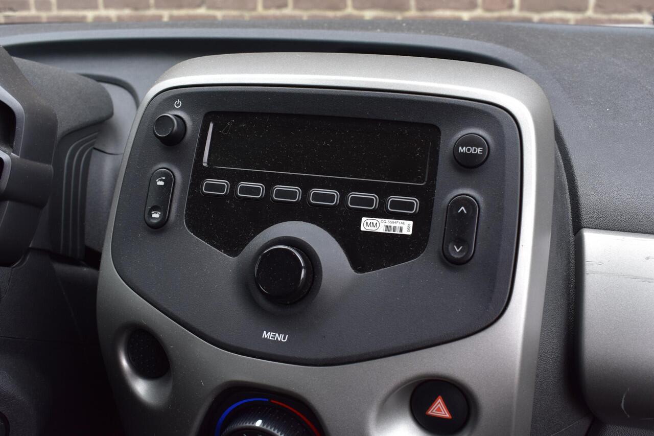 Peugeot 108 1.0 e-VTi Active NL auto, Airco, Bluetooth