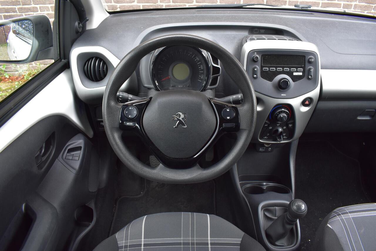 Peugeot 108 1.0 e-VTi Active NL auto, Airco, Bluetooth