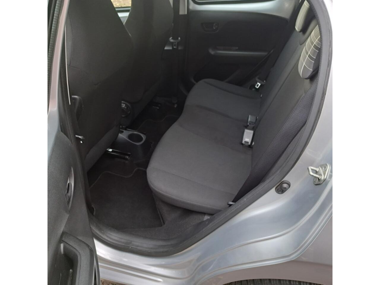 Peugeot 108 1.0 e-VTi 68 Pk Active 5 Drs. Airco Bluetooth