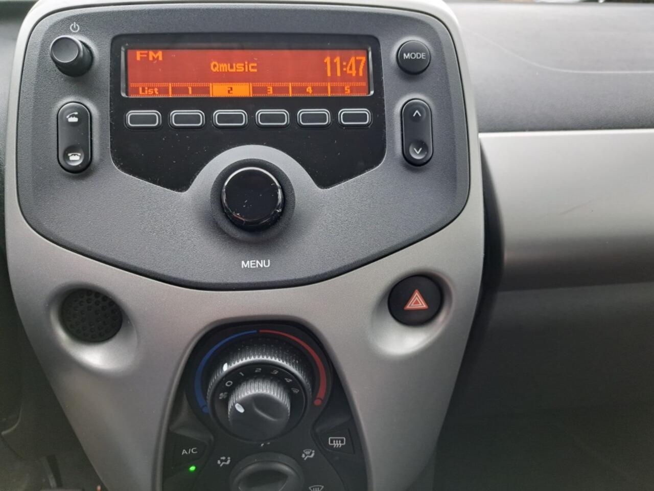 Peugeot 108 1.0 e-VTi 68 Pk Active 5 Drs. Airco Bluetooth
