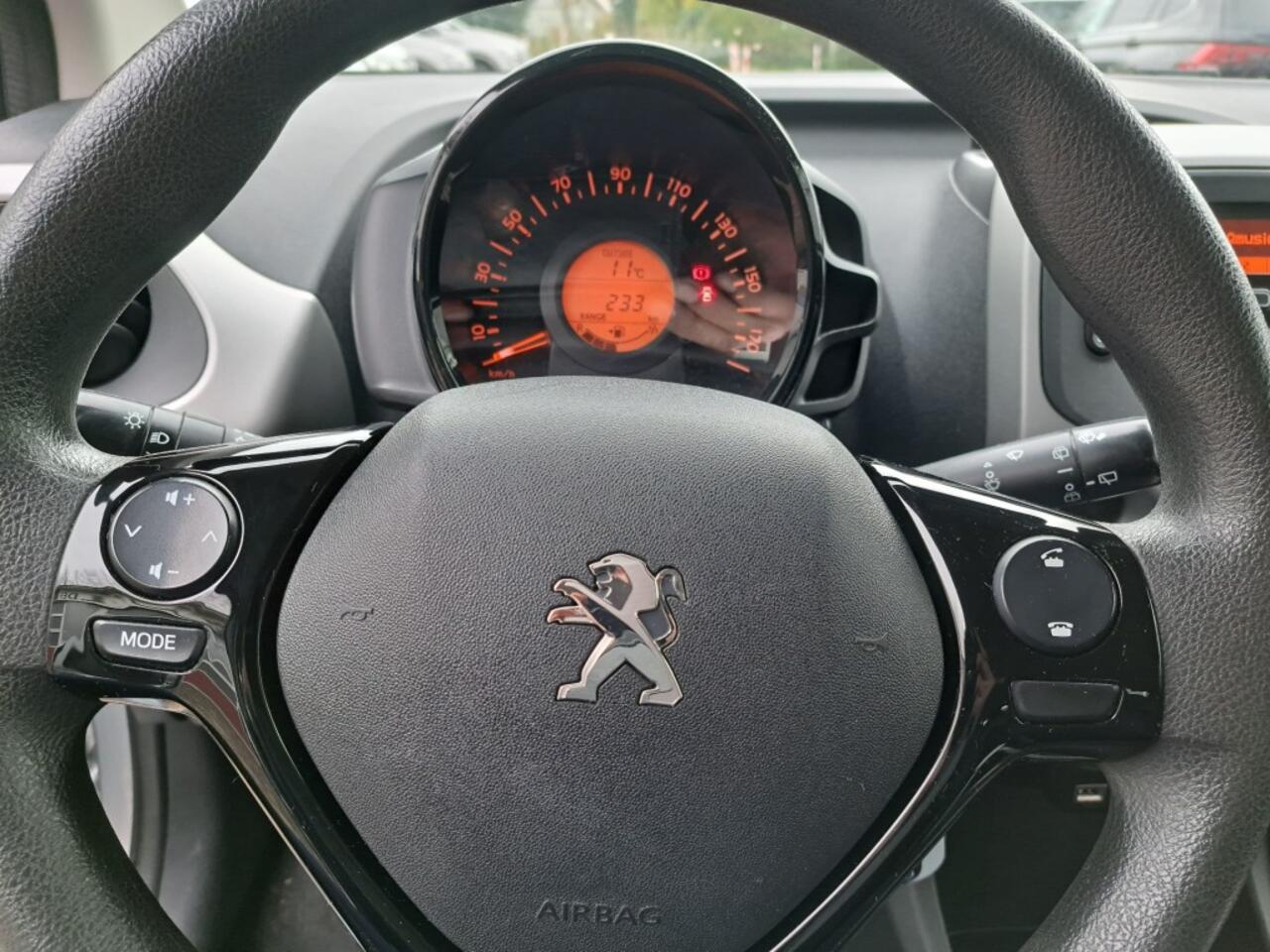 Peugeot 108 1.0 e-VTi 68 Pk Active 5 Drs. Airco Bluetooth