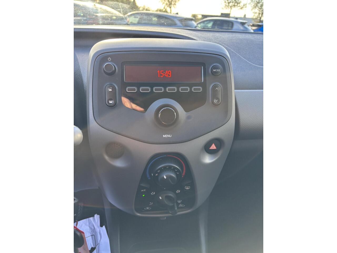 Peugeot 108 1.0 e-VTi Active | Airco | Mistlampen voor | 5 Deuren | Zuinige motor | Audio installatie | Elektrische ramen