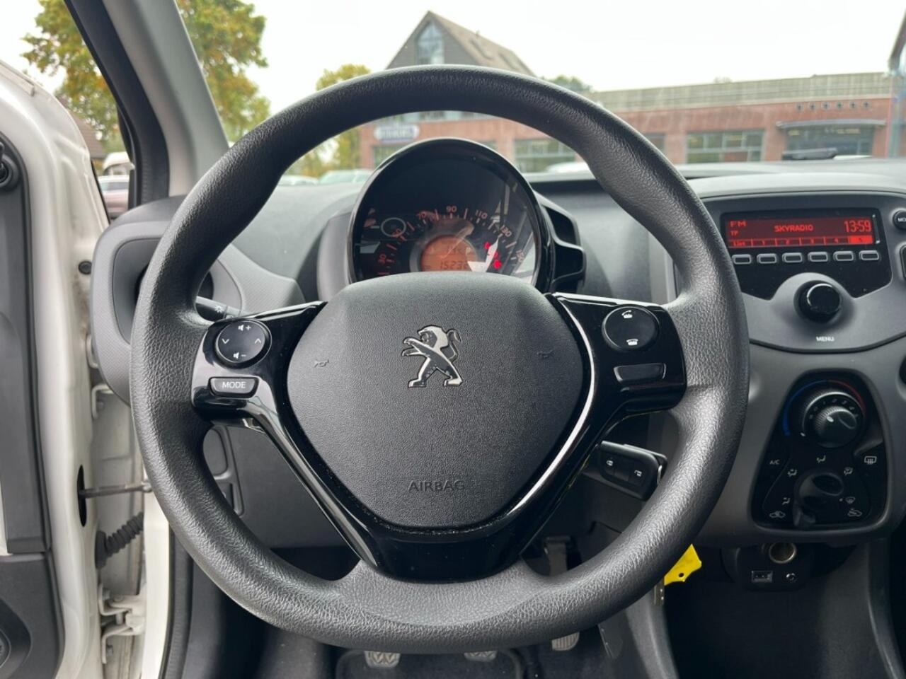 Peugeot 108 1.0 e-VTi Active 5-Deurs Led Airco