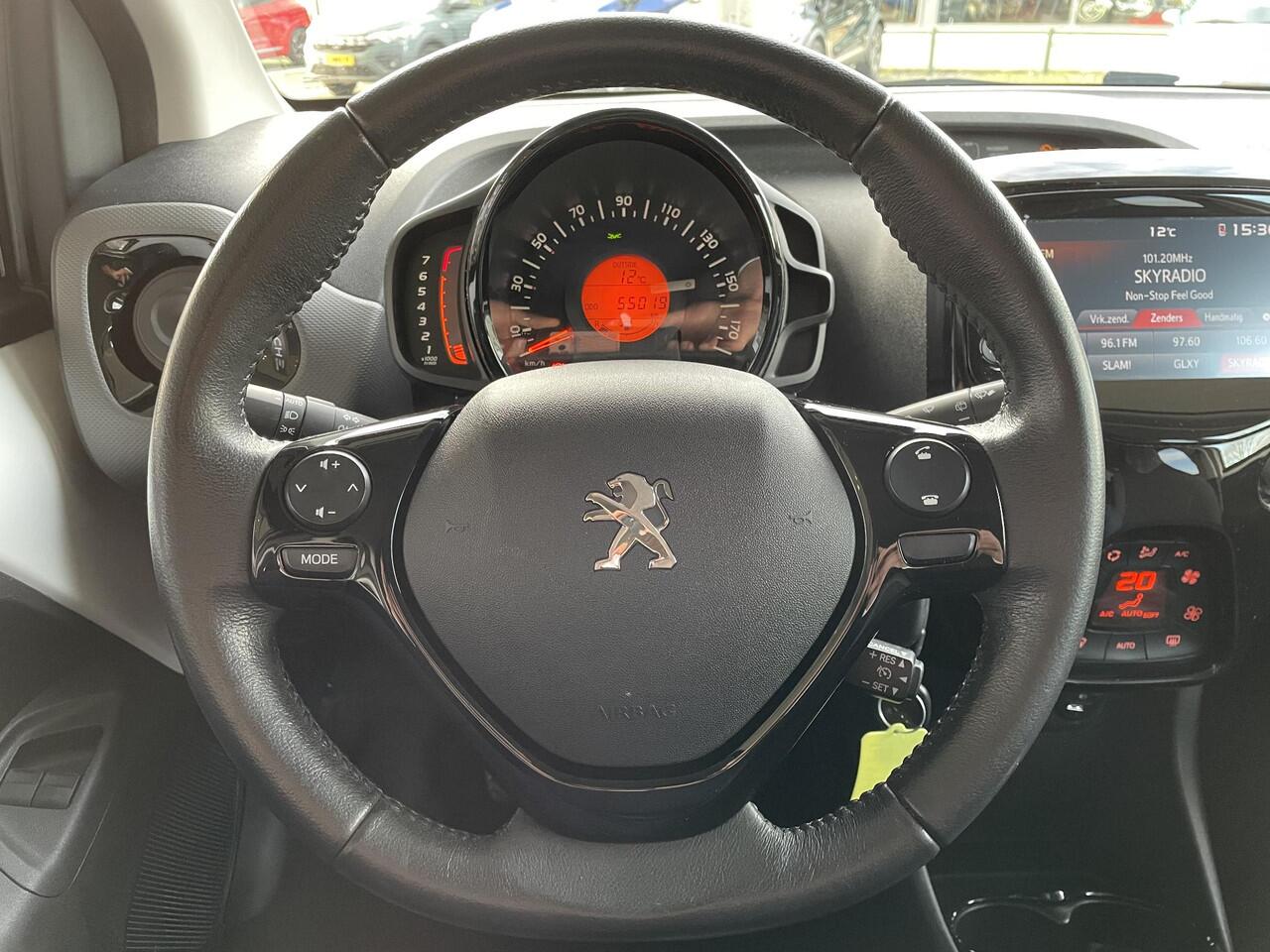 Peugeot 108 1.0 e-VTi Allure / CLIMATE CONTROL / BLUETOOTH / ELEK. RAMEN EN SPIEGELS / CAMERA / CRUISE CONTROL /