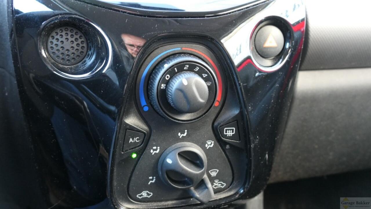 Peugeot 108 1.0 e-VTi Allure