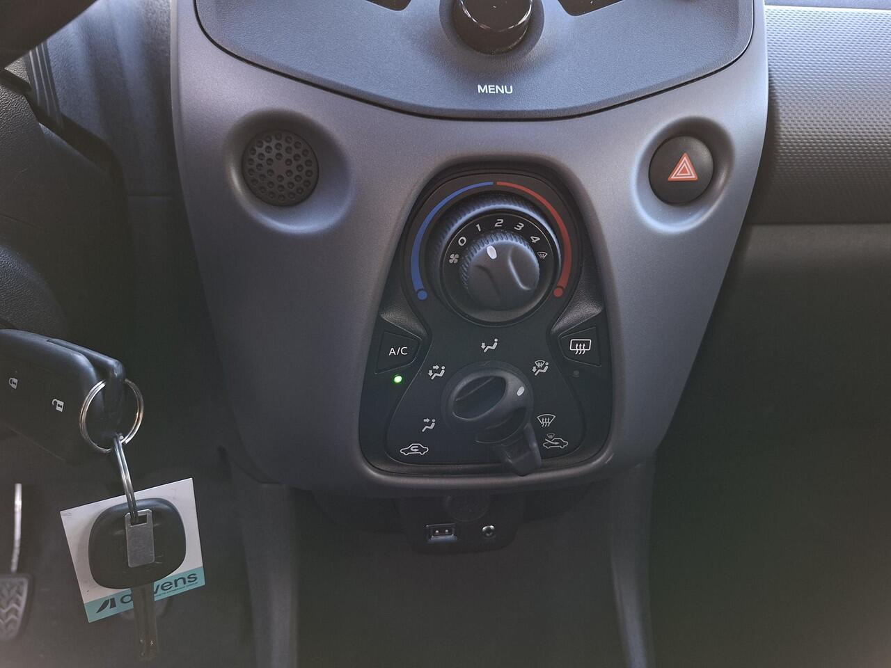 Peugeot 108 1.0 e-VTi Active, airco, navi