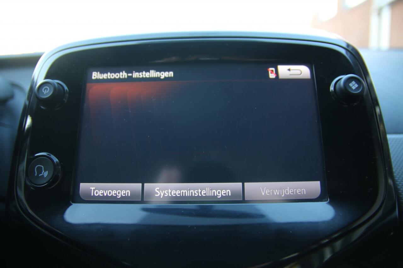 Peugeot 108 1.0 e-VTi Allure