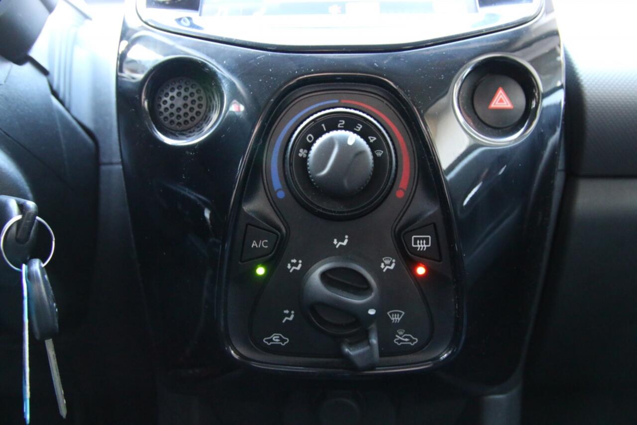 Peugeot 108 1.0 e-VTi Allure