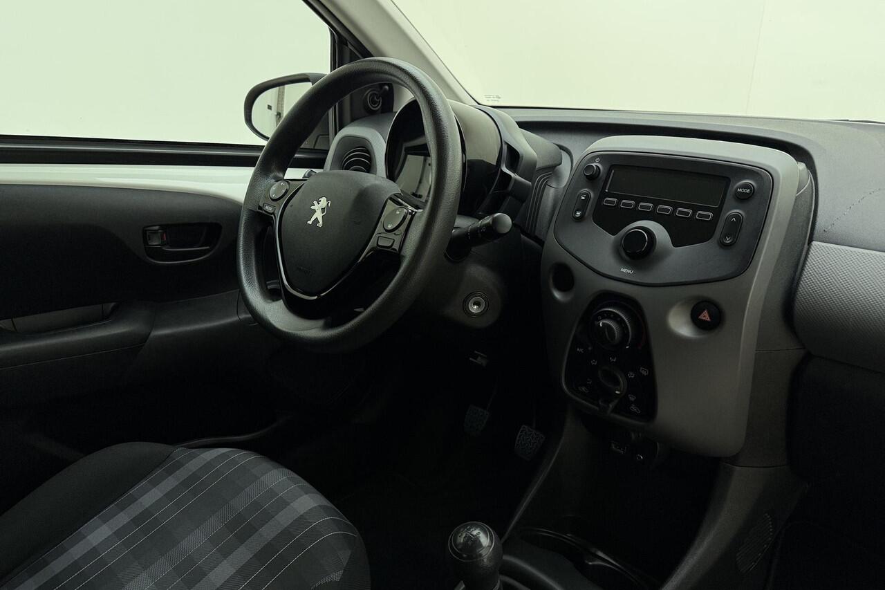 Peugeot 108 1.0 e-VTi Active | Airco | Mistlampen voor | LED Dagrijdtverlichting | 5 Deuren | Electrische ramen | Centrale deurvergrendeling | Zuinige motor