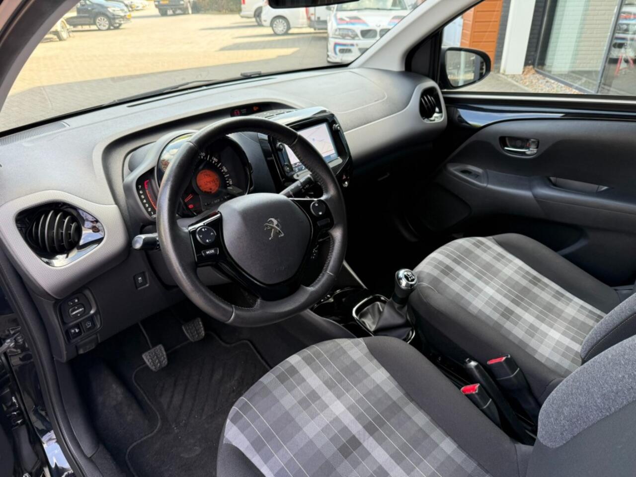 Peugeot 108 1.0 E-VTI Executive,1e Eig,Climate,Camera,Navi,LMV,Limiter,Multi