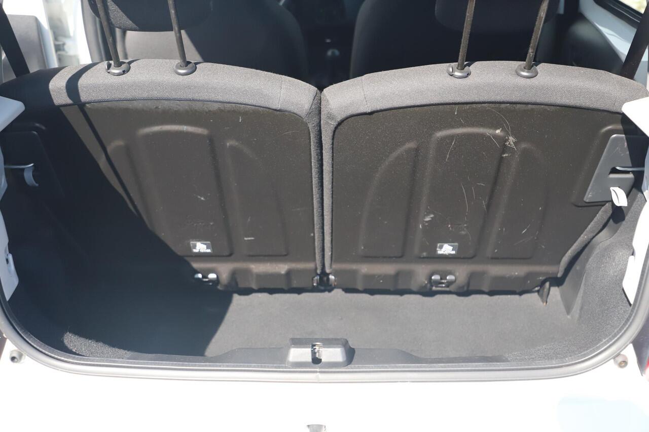 Peugeot 108 1.0 e-VTi Active Airco Radio Bluetooth Elektrische Ramen