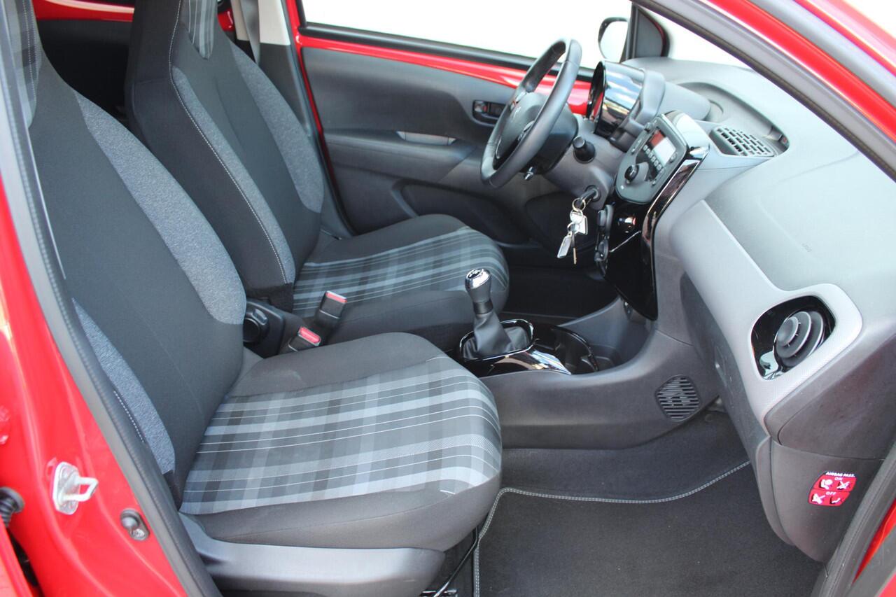 Peugeot 108 1.0 e-VTi Style 5-drs Airco Snelheidsregelaar Nieuwstaat