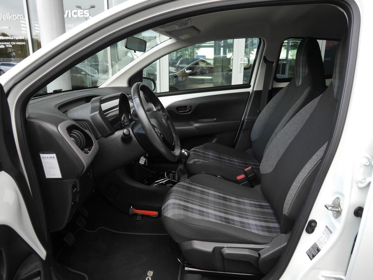 Peugeot 108 1.0 e-VTi Style | Airco | 5 deurs | Extra getint glas | Mistlampen | Elektrische ramen voor | Chrome spiegelkappen | Snelheidsbegrenzer