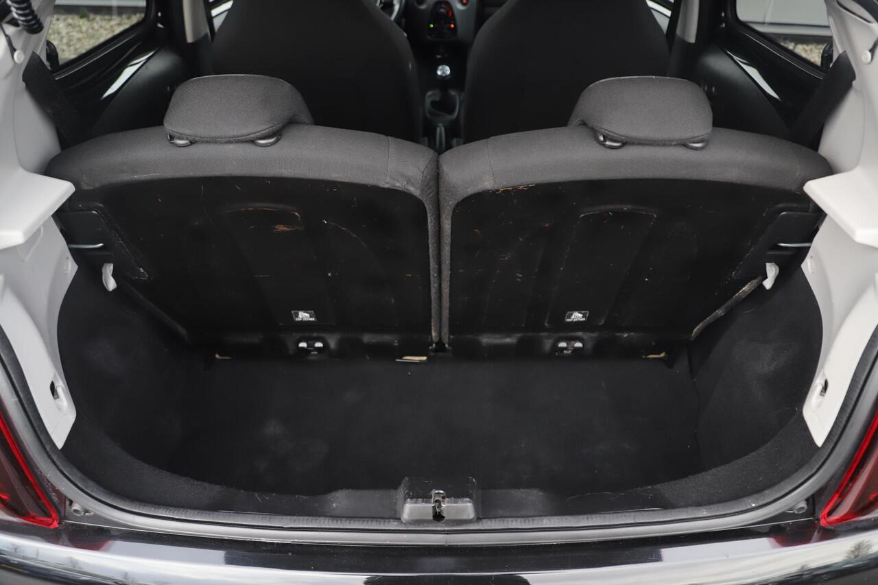 Peugeot 108 1.0 e-VTi Active Radio Airco Bluetooth Elektrische Ramen Centrale Vergrendeling