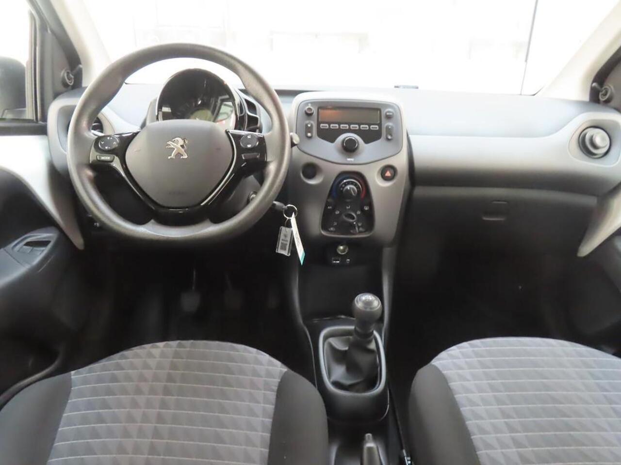 Peugeot 108 1.0 e-VTi Active Airconditioning | Audiosysteem | Centrale vergrendeling | Electrische bedienbare ramen,