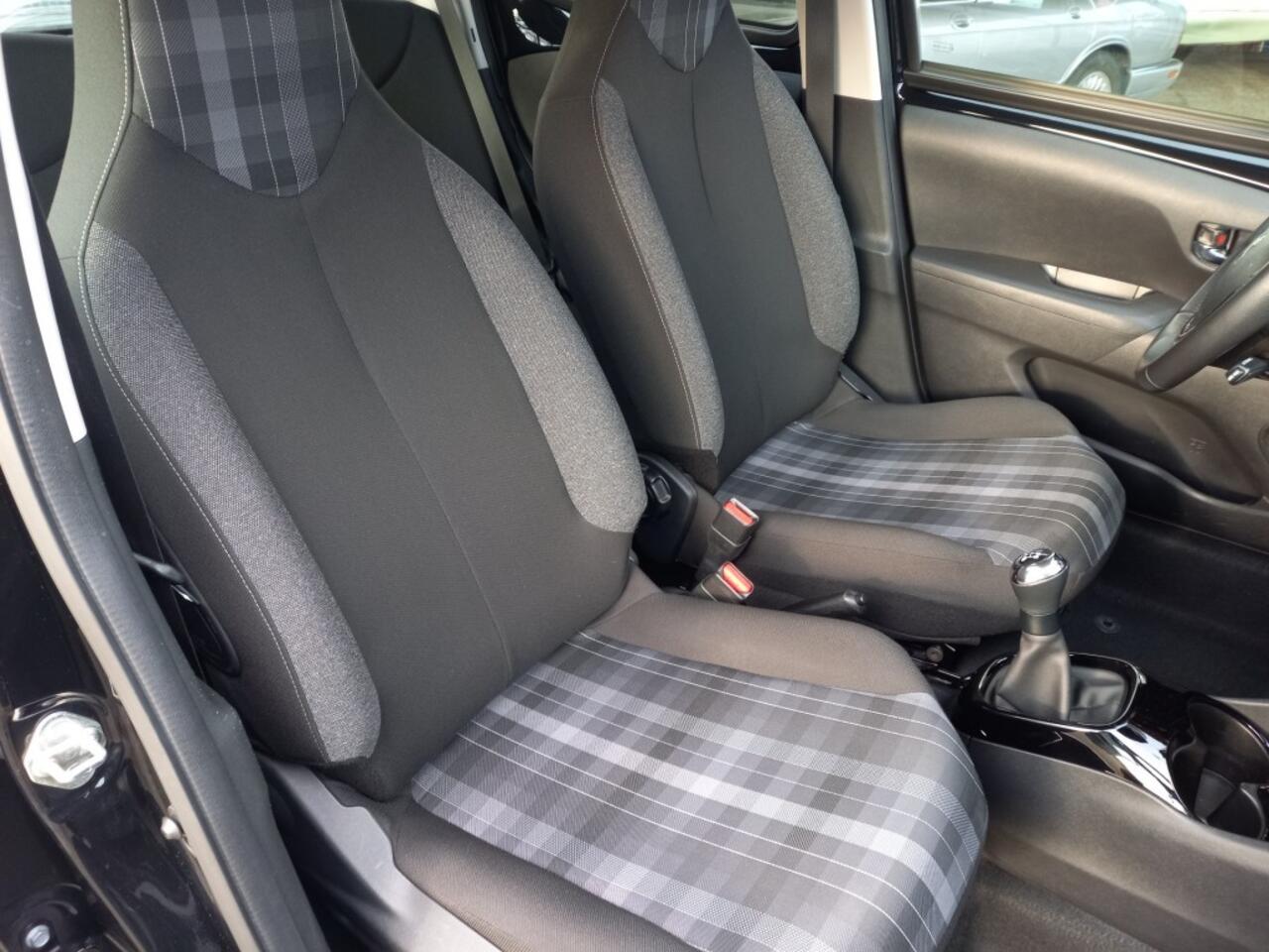 Peugeot 108 1.0 Executive Navi/Camera