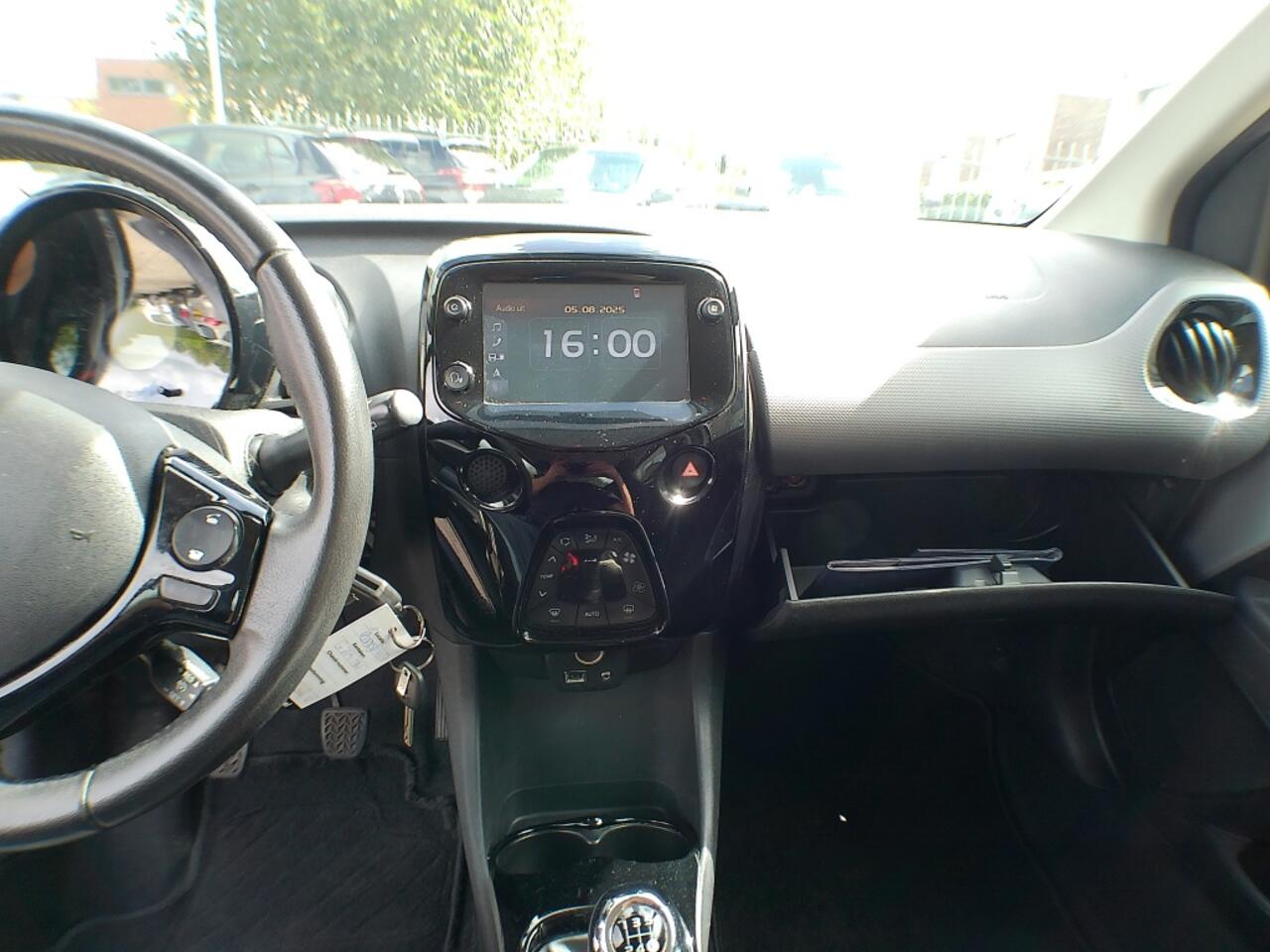 Peugeot 108 1.0 e-VTi Blue L. Ex