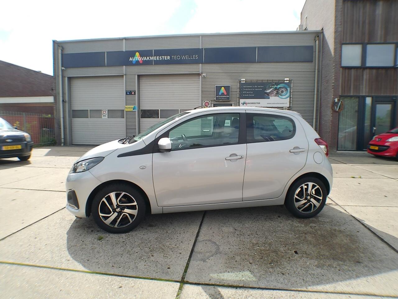 Peugeot 108 1.0 e-VTi Blue L. Ex
