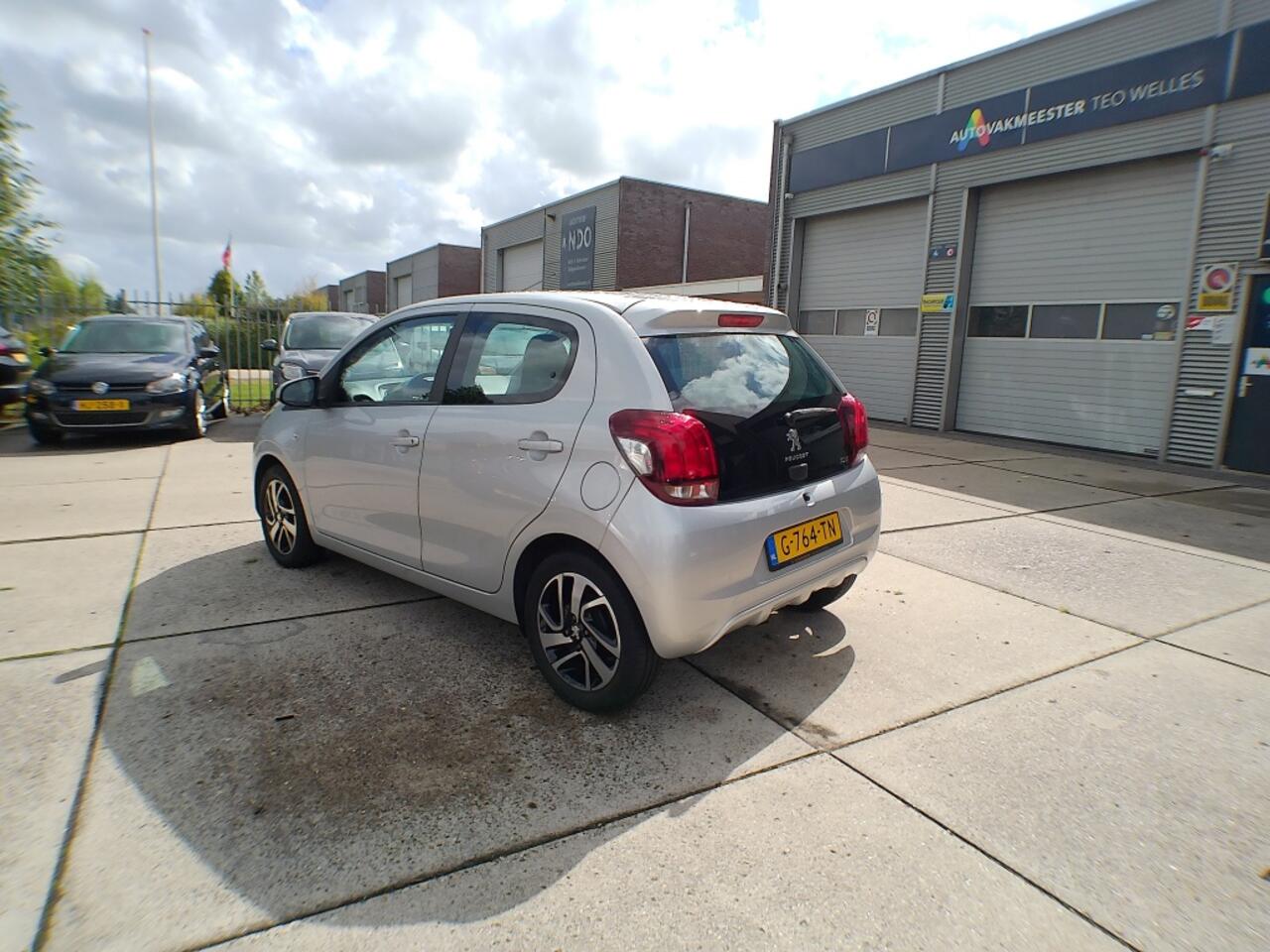 Peugeot 108 1.0 e-VTi Blue L. Ex