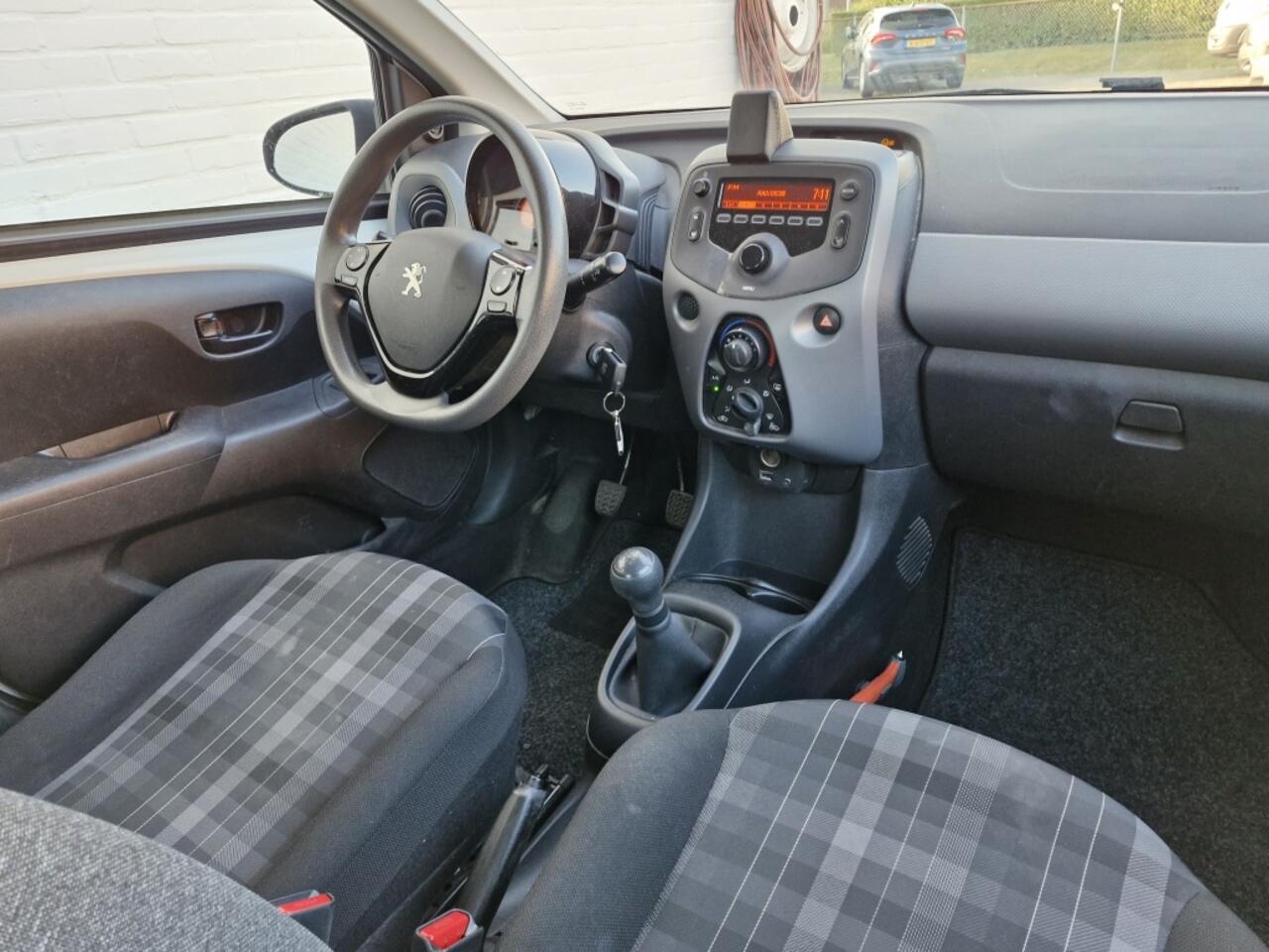 Peugeot 108 1.0 e-VTi Active | Pack Premium | Airco | Bluetooth