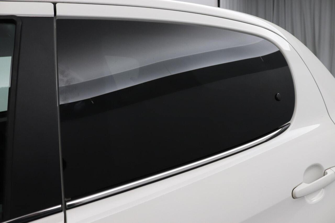 Peugeot 108 1.0 e-VTi Active | Pack Premium | Pack Dynamic |