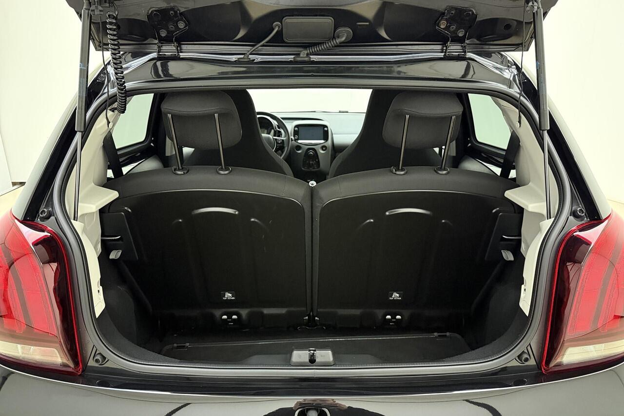 Peugeot 108 1.0 e-VTi Active 72 PK | Handgeschakeld | 5-deurs | Touchscreen | Airco | Getinte ramen | Radio | Bluetooth | AUX | USB | 1e eigenaar | Dealer onderhouden