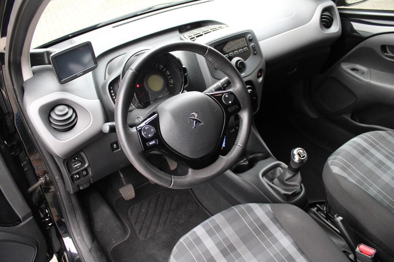 Peugeot 108 1.0 e-VTi Active Airco, Elektr. Ramen voor, Bluetooth telefoonvoorbereiding, TomTom Navigatie