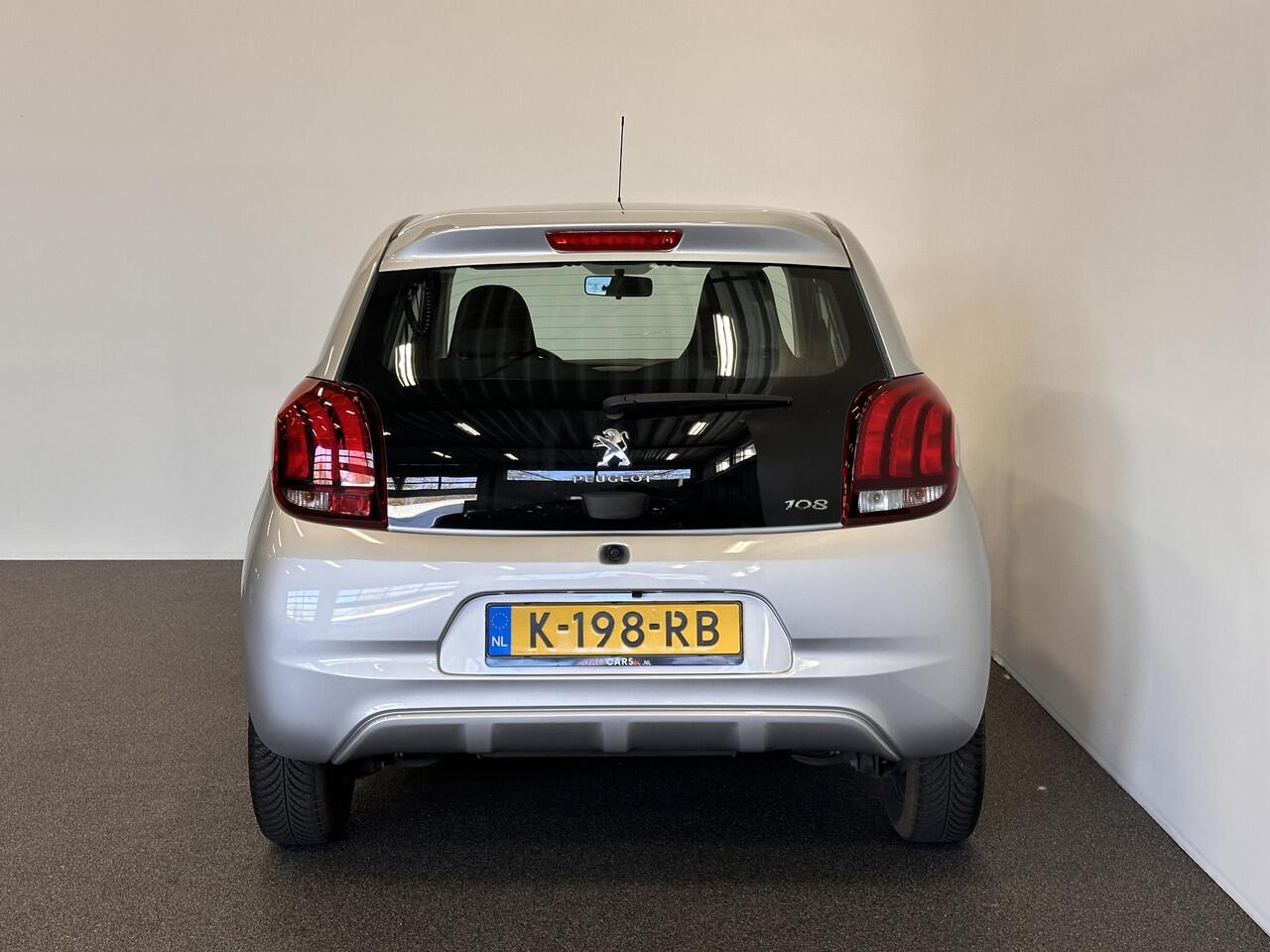 Peugeot 108 1.0 e-VTi Active Airco Caplay Navi Achteruitrijcamera Leder MF Stuurwiel