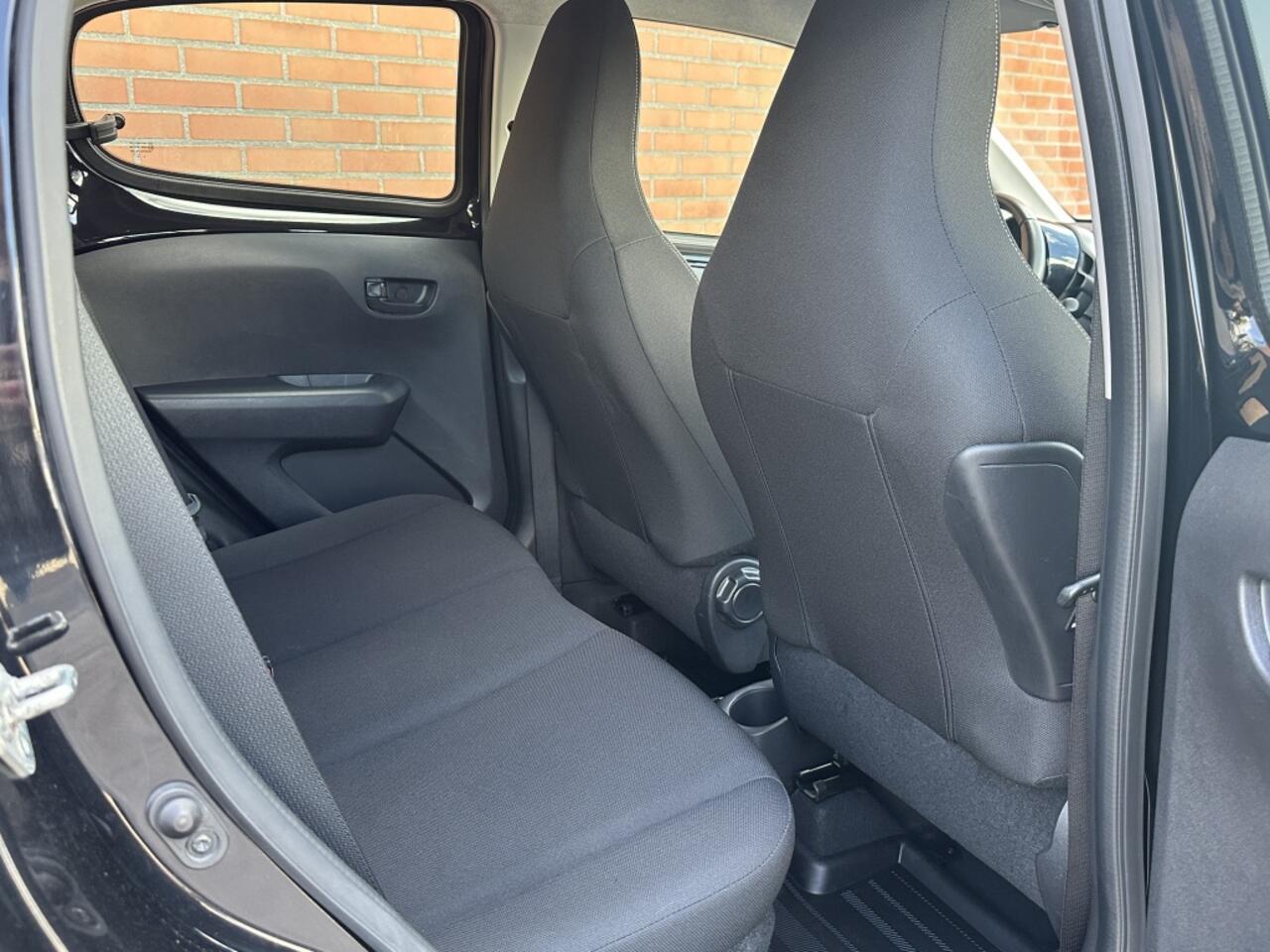 Peugeot 108 Peugeot 108 1.0 e-VTi Active Pack Techno Vive la Vie!