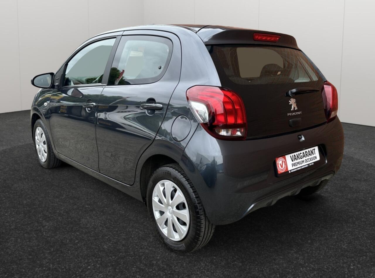 Peugeot 108 1.0 e-VTi Active Pack Techno- Petit, charmant & techno chic!