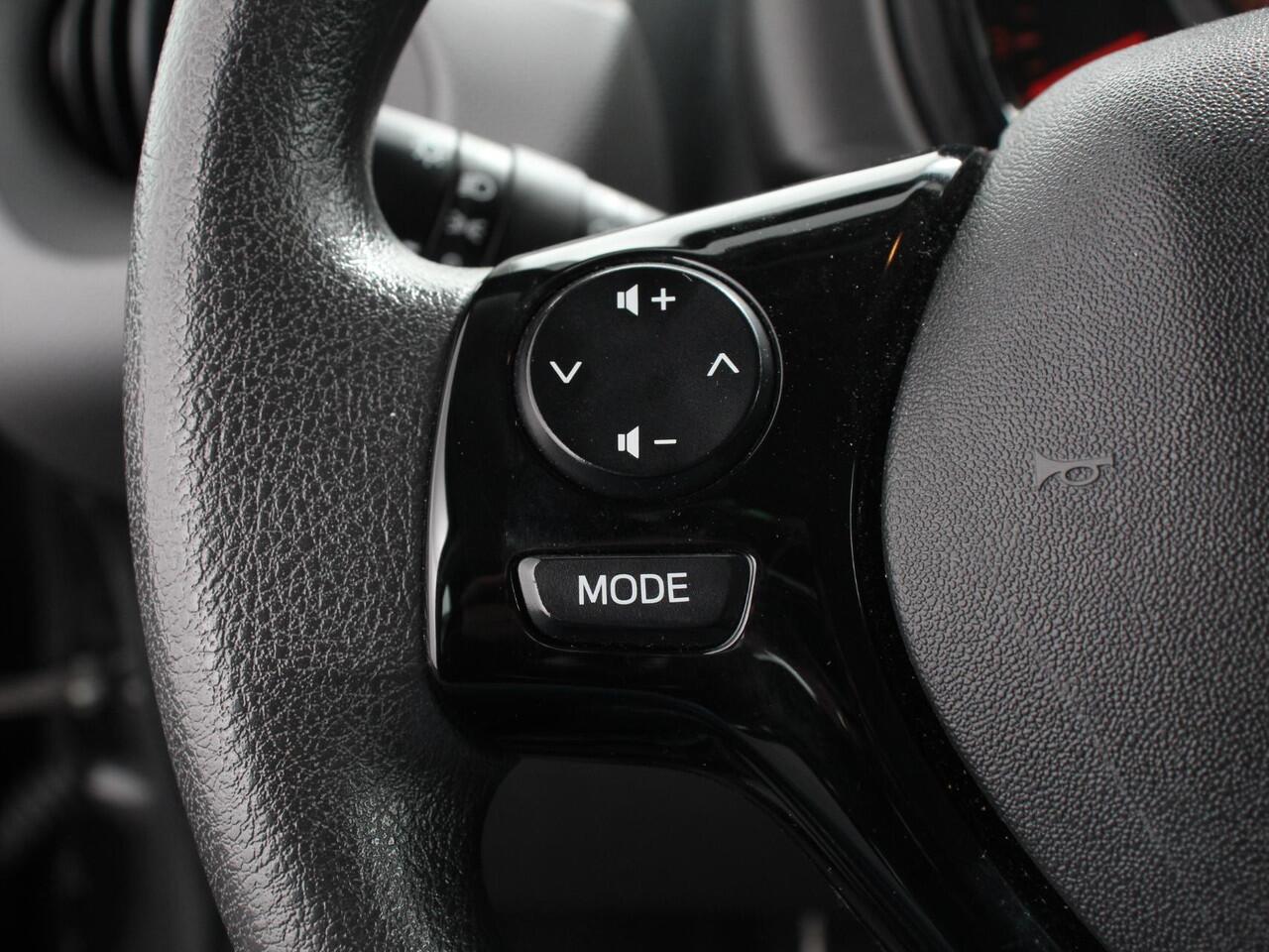 Peugeot 108 1.0 e-VTi Active | Airco | Bluetooth | Led | 5 deurs