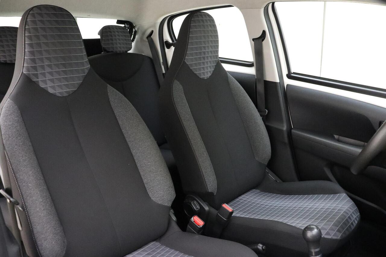 Peugeot 108 1.0 e-VTi Active | AIRCO | Bluetooth | Elektrische Ramen Voor | Multifunctioneel Stuurwiel |