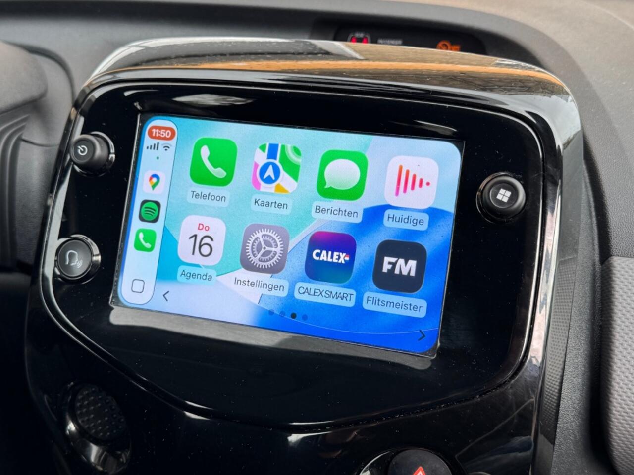 Peugeot 108 1.0 e-VTI ALLURE 5-DEURS CLIMA/CARPLAY/CAMERA/LMV/NL-AUTO/1E EIG.