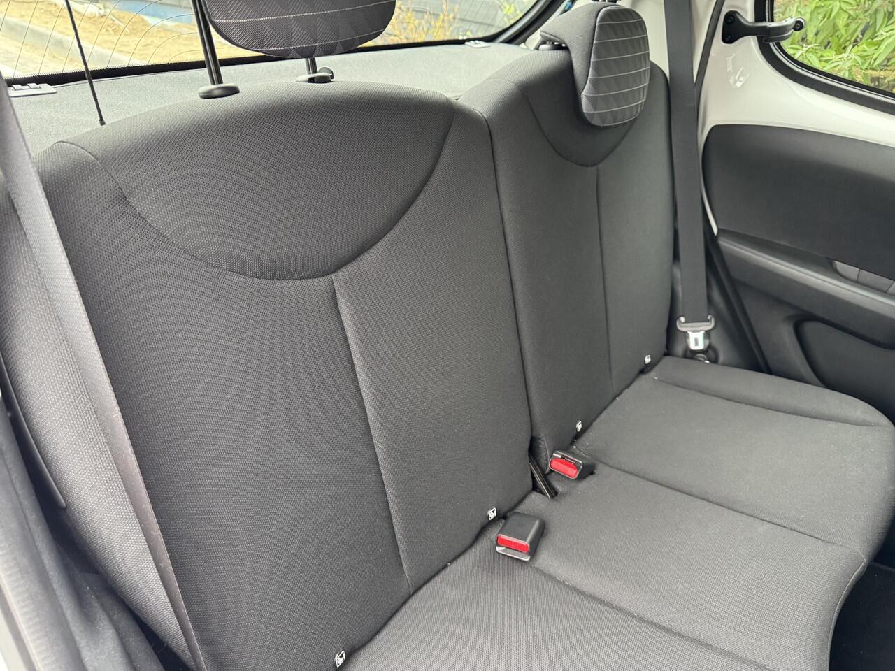 Peugeot 108 Active 1.0 e-VTi 72PK Airco, Bluetooth, Elektrische Ramen, Led Dagrijverlichting, Centrale Deurvergrendeling