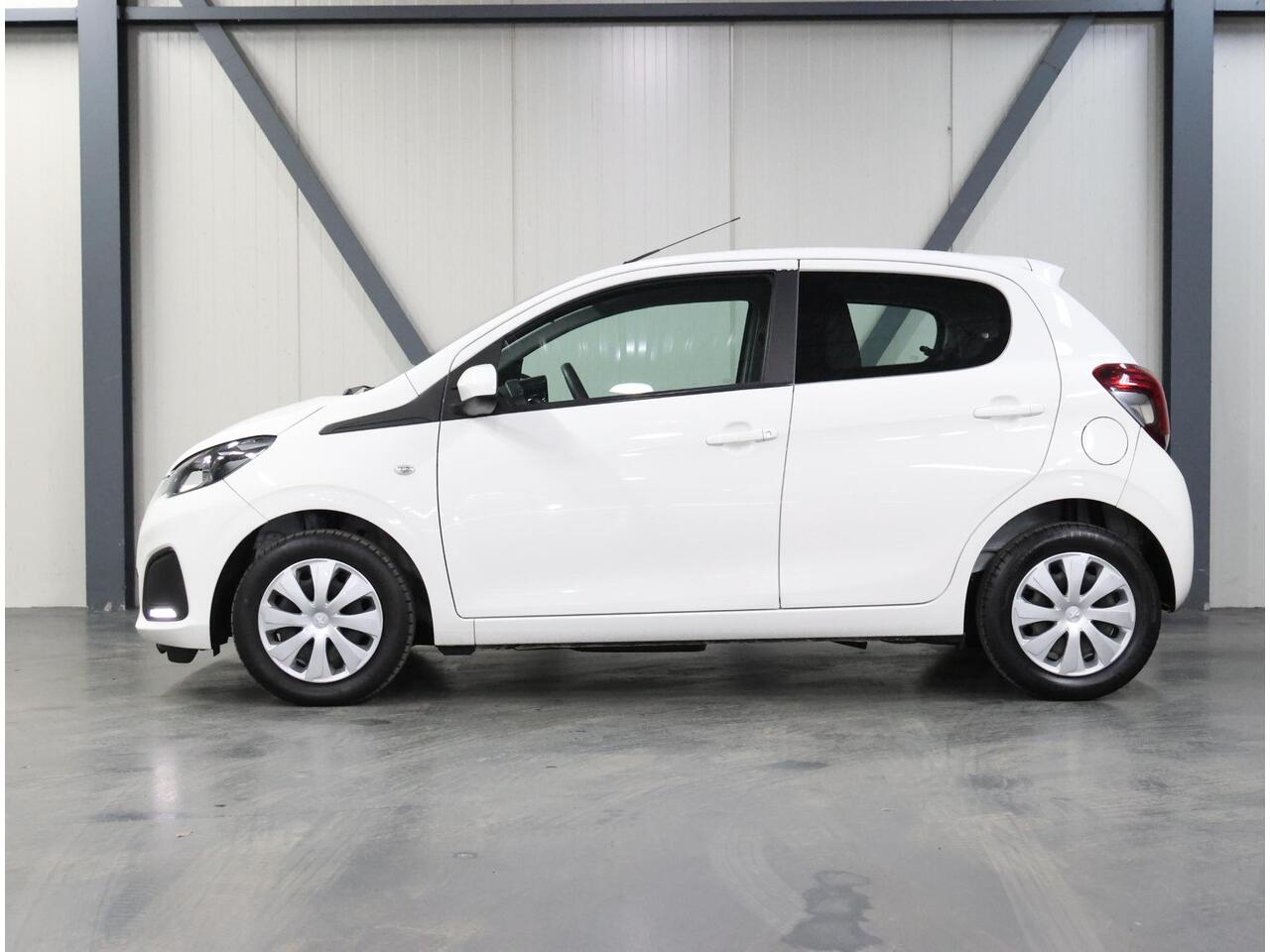 Peugeot 108 1.0 e-VTi Active | 1ste eigenaar | Airco | Bluetooth | LED | Start/Stop Systeem | Buitenspiegels elektrisch verstel -en verwarmbaar | Isofix |