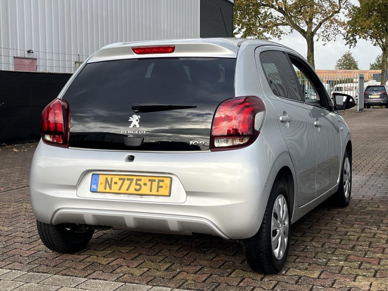 Peugeot 108 1.0 e-VTi Active | Pack Dynamic | Airconditioning | Bluetooth