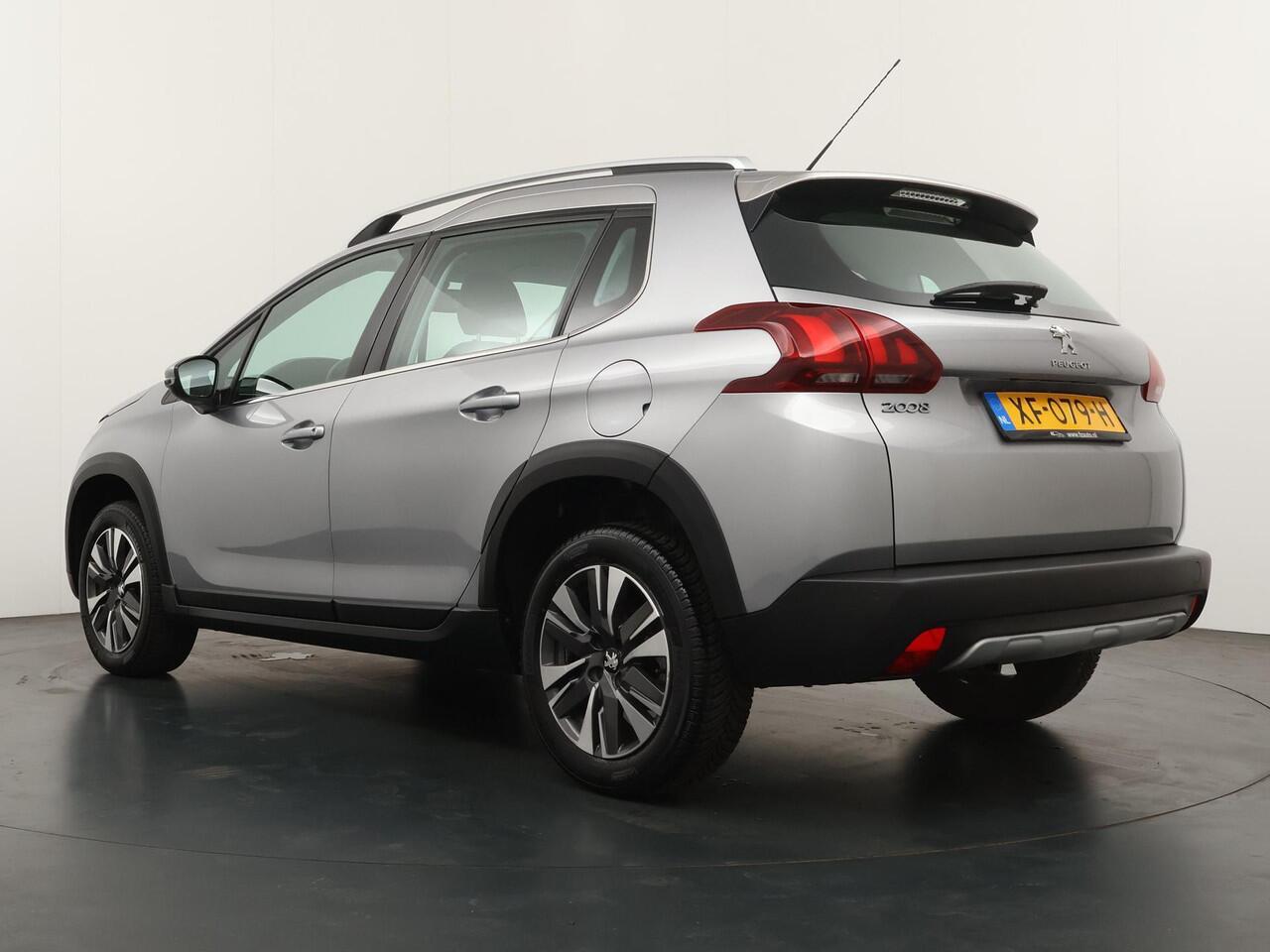 Peugeot 2008 1.2 110pk PureTech Allure - Apple Carplay & Android Auto - Parkeersensoren Achter - Cruise Control - Airco