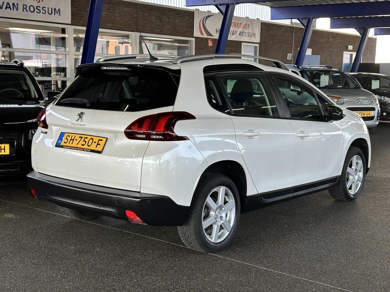 Peugeot 2008 1.2 PureTech Blue Lion Panoramadak | Carplay | Navi | NAP.
