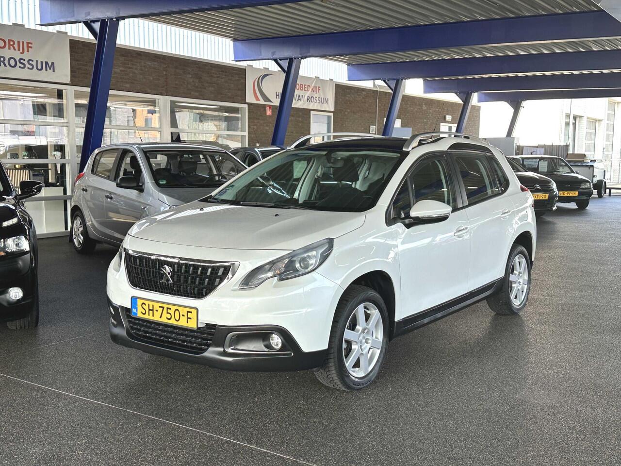 Peugeot 2008 1.2 PureTech Blue Lion Panoramadak | Carplay | Navi | NAP.