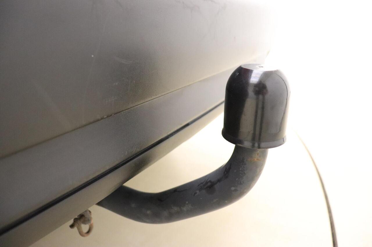 Peugeot 2008 1.2 PureTech Blue Lion 110pk | Apple Carplay /Android Auto | Panoramadak | Airco | Cruise Control | Navigatiesysteem full map |