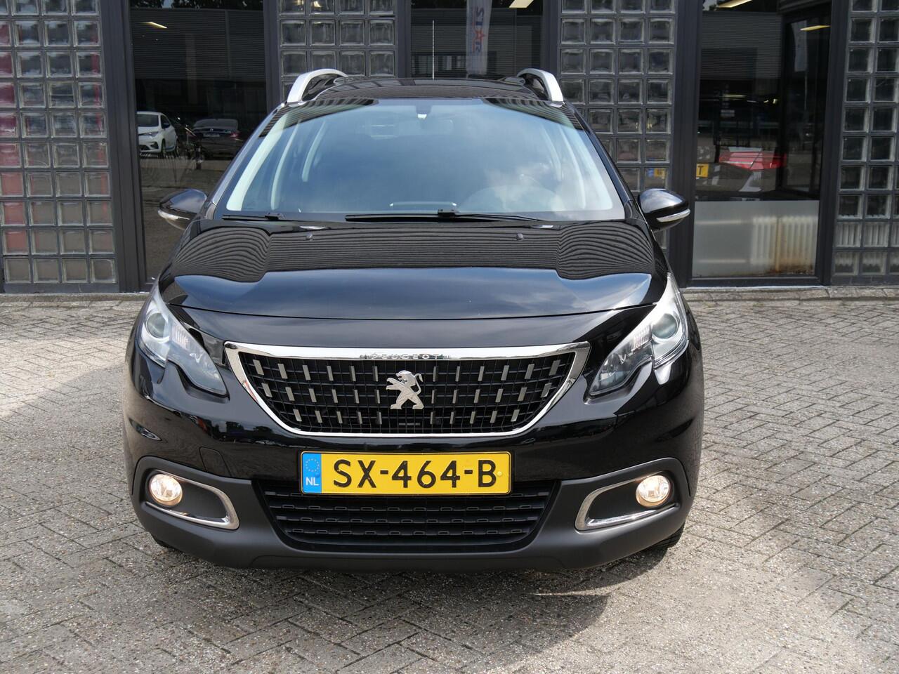 Peugeot 2008 1.2 110PK CARPLAY/ PACK CONNECT